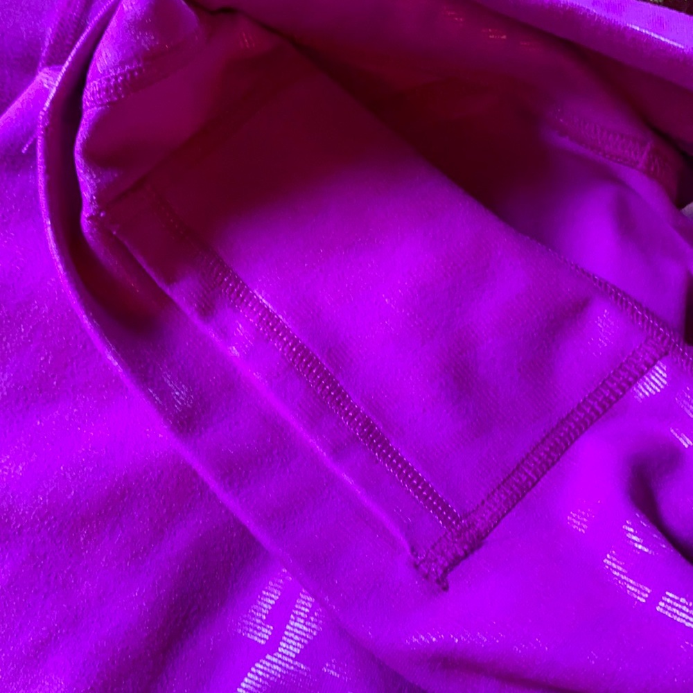 Fabletics Pink Powerhold Capris small - Picture 5 of 5
